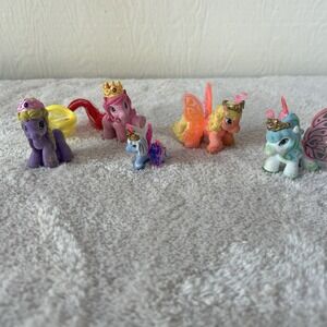 Filly Princess Ponies Lot of 5 Flocked Mini Figures Crowns Blue Pink
